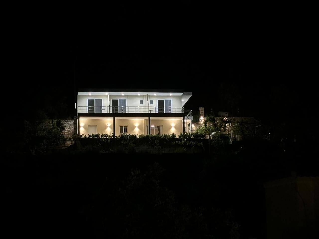Ion Rooms Himarë Dış mekan fotoğraf