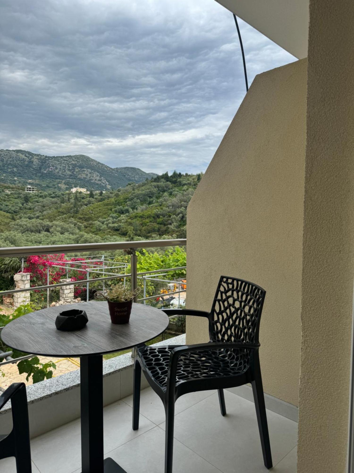 Ion Rooms Himarë Dış mekan fotoğraf