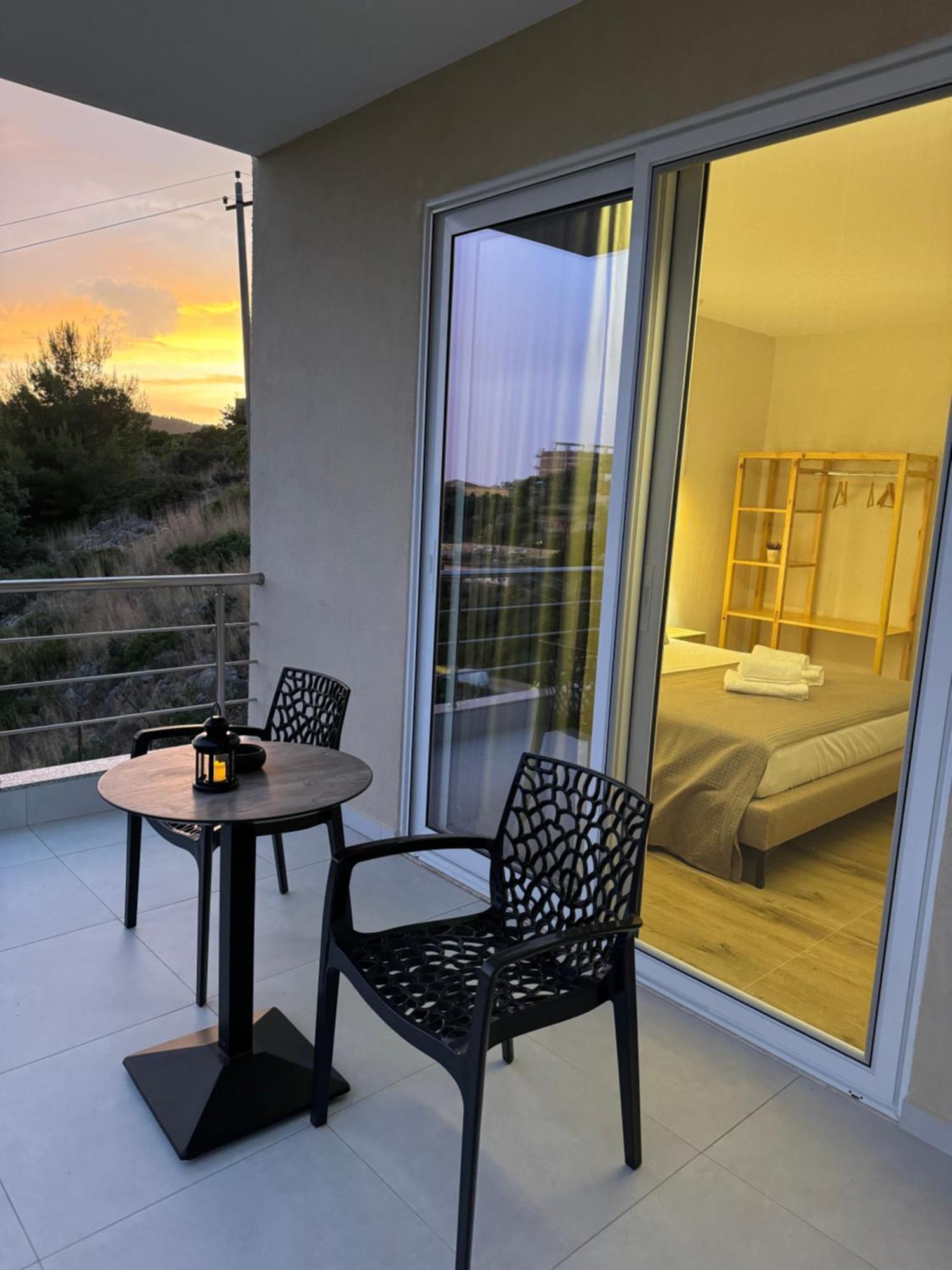 Ion Rooms Himarë Dış mekan fotoğraf